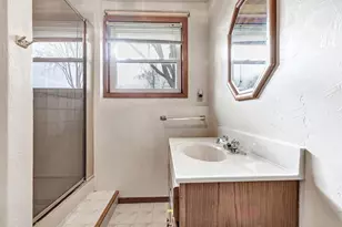 2527 Garden Park Terrace, Green Bay, WI 54311 - Photo 13