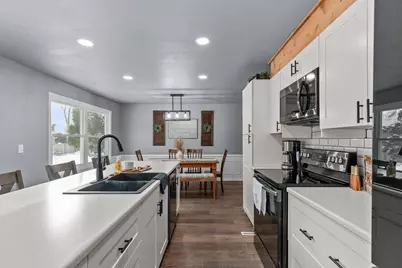 1720 Graber Street, Oshkosh, WI 54901 - Photo 5