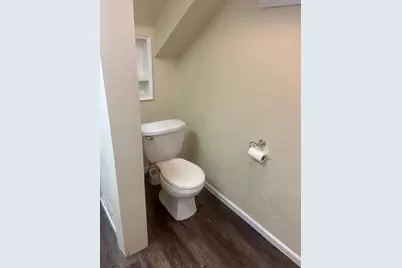 2401 S Jackson Street, Appleton, WI 54915 - Photo 17