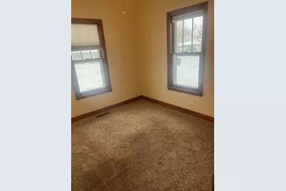 2401 S Jackson Street, Appleton, WI 54915 - Photo 9