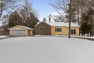 801 Oak St, Shawano, WI 54166 - Photo 1