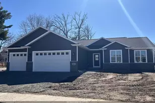 1490 Birch Hill Ln, Shawano, WI 54166 - Photo 1