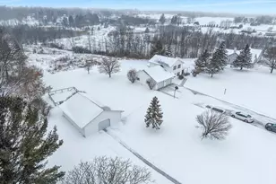 6220 Maribel Rd, Denmark, WI 54208 - Photo 5