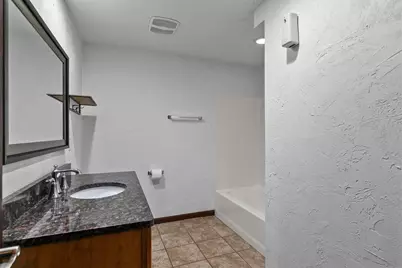 2041 Foxland Street, Kaukauna, WI 54130 - Photo 25