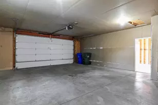 2041 Foxland St, Kaukauna, WI 54130 - Photo 33