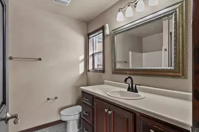 2041 Foxland Street, Kaukauna, WI 54130 - Photo 9