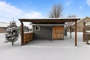 2041 Foxland St, Kaukauna, WI 54130 - Photo 43