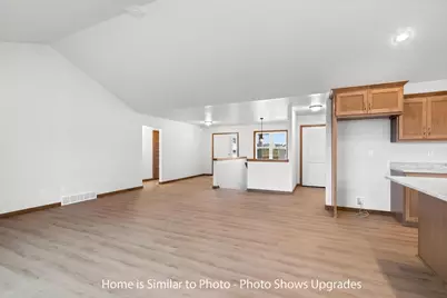 1711 Betty Jean Lane, Green Bay, WI 54313 - Photo 7