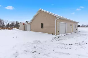 W5244 Cty Rd S, Black Creek, WI 54106 - Photo 9