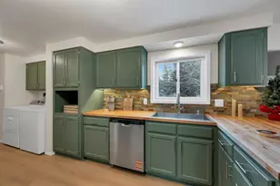 2131 Doran St, Oconto, WI 54153 - Photo 9