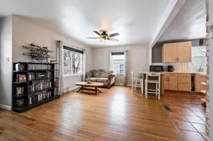 1536 Smith St, Green Bay, WI 54302 - Photo 5