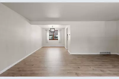 544 Somerset Drive, Green Bay, WI 54301 - Photo 13