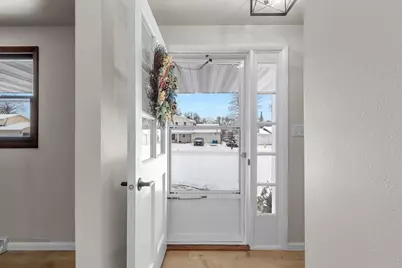 544 Somerset Drive, Green Bay, WI 54301 - Photo 7