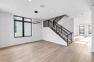 1144 Brookwood Dr, Green Bay, WI 54304 - Photo 9