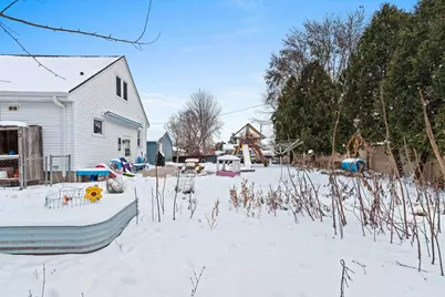 636 E St Joseph Street, Green Bay, WI 54301 - Photo 33