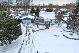 636 E St Joseph St, Green Bay, WI 54301 - Photo 3