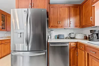 636 E St Joseph Street, Green Bay, WI 54301 - Photo 13