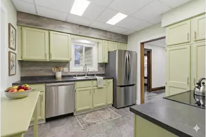 609 W Scott Street, Fond du Lac, WI 54937 - Photo 3