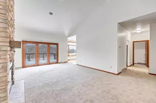 1655 Remington Ridge Way, De Pere, WI 54115 - Photo 5