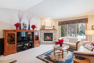 W6063 Strawflower Dr, Appleton, WI 54915 - Photo 5