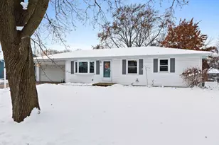 335 Conover Dr, Green Bay, WI 54303 - Photo 1