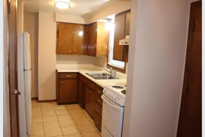 2111 Carstensen Lane, Green Bay, WI 54304 - Photo 7