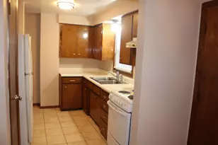 2111 Carstensen Ln, Green Bay, WI 54304 - Photo 7