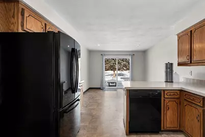 1424 W Weiland Lane, Appleton, WI 54914 - Photo 5