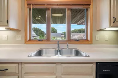 2117 Cloudview Court, Appleton, WI 54914 - Photo 25