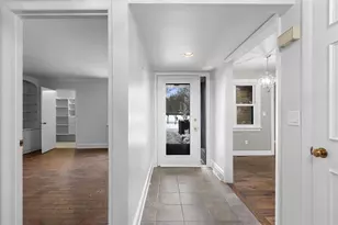 112 Webster Heights Dr, Green Bay, WI 54301 - Photo 5