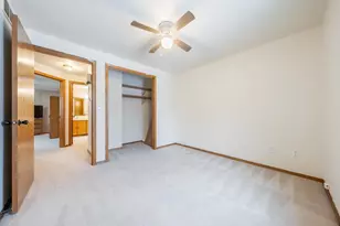 1249 Fieldview Dr, Menasha, WI 54952 - Photo 17