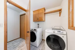 1249 Fieldview Dr, Menasha, WI 54952 - Photo 23