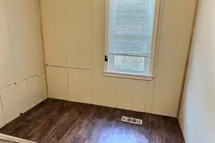 1317 Hazel St, Oshkosh, WI 54901 - Photo 7