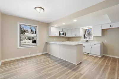 620 N Douglas Street, Appleton, WI 54914 - Photo 9