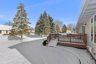 215 Lake Pointe Drive, Oshkosh, WI 54904 - Photo 23