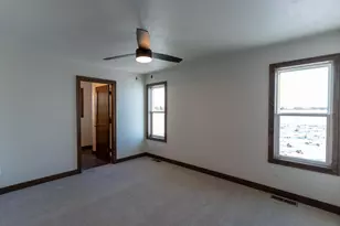 1241 W Thorn Crk Dr, Hilbert, WI 54129 - Photo 11