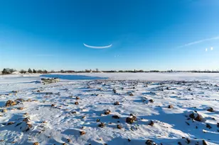 1241 W Thorn Crk Dr, Hilbert, WI 54129 - Photo 33