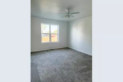 250 N Bell Street, Fond du Lac, WI 54935 - Photo 9