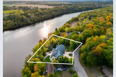 315 W Highland Drive, Oconto Falls, WI 54154 - Photo 7