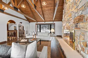 2045 Lost Dauphin Rd, De Pere, WI 54115 - Photo 29