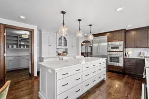 2045 Lost Dauphin Rd, De Pere, WI 54115 - Photo 13