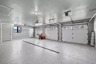 2045 Lost Dauphin Rd, De Pere, WI 54115 - Photo 21