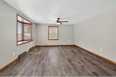 3262 Evergreen Avenue, Green Bay, WI 54313 - Photo 9