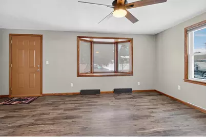 3262 Evergreen Avenue, Green Bay, WI 54313 - Photo 3