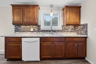 3262 Evergreen Ave, Green Bay, WI 54313 - Photo 11