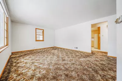 461 Oaklawn Avenue, Green Bay, WI 54304 - Photo 9