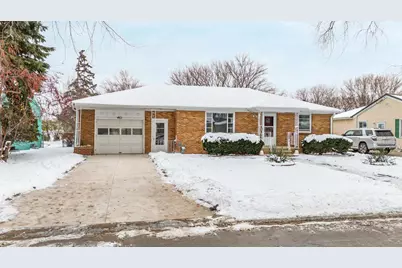 461 Oaklawn Avenue, Green Bay, WI 54304 - Photo 1