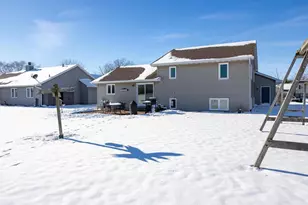 3200 S Huckleberry Ln, Appleton, WI 54915 - Photo 27