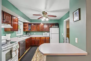 496 Monmouth St, Fond du Lac, WI 54937 - Photo 15