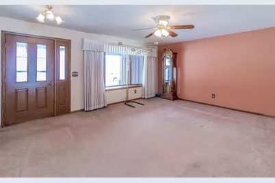 N5558 County Road W, New London, WI 54961 - Photo 3